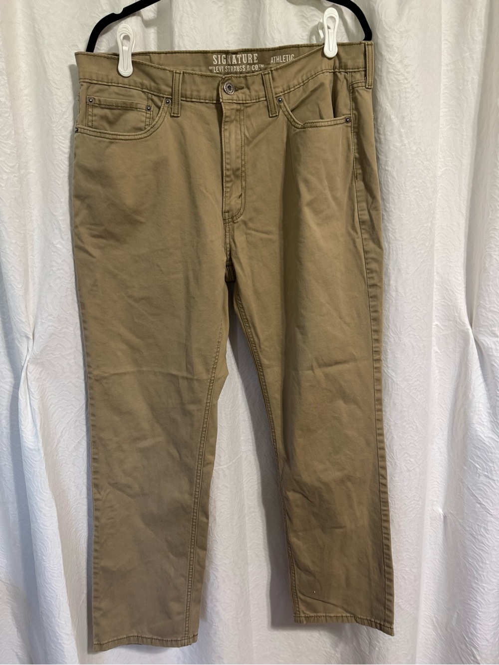 Levis Pants